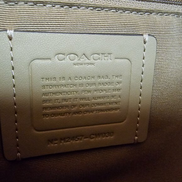Coach Rocket Tote - Picture 4 of 8